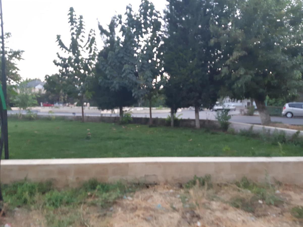 Azimut Hotel Jalal-Abad Exterior foto